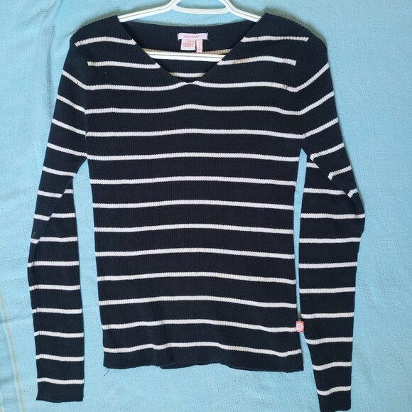 ⭐5FOR$20⭐ isaac mizrahi- striped sweater, black, white, 100% Cotton - Picture 1 of 2